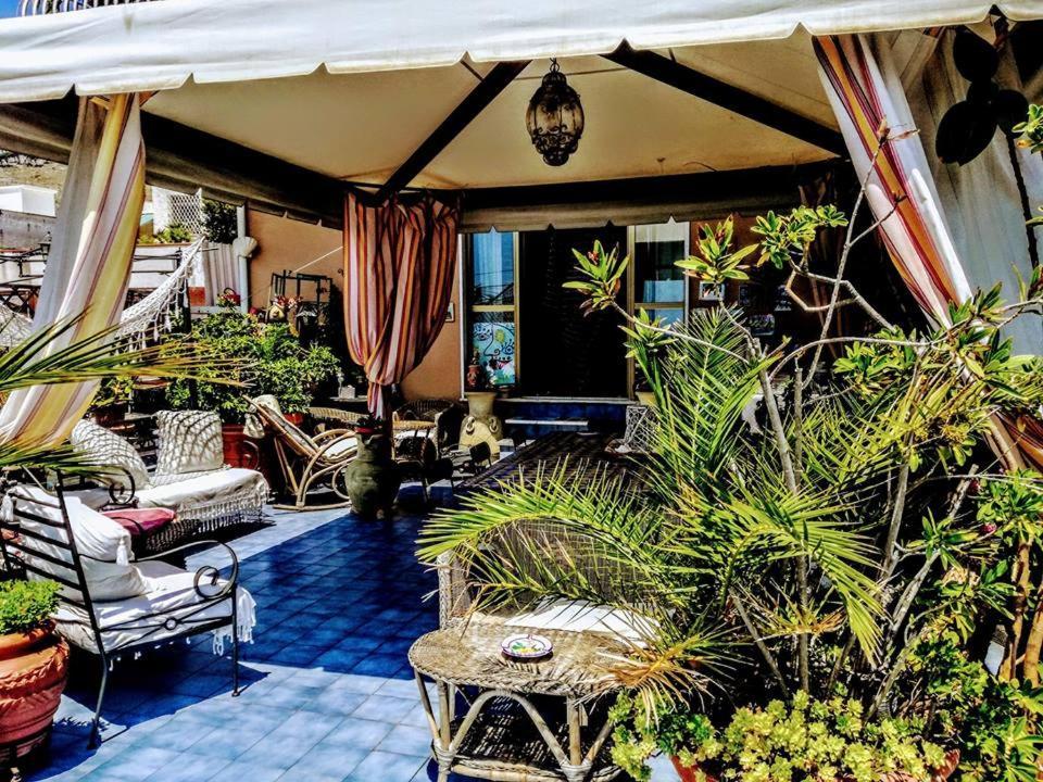 Terrazza Incanto Формия Екстериор снимка